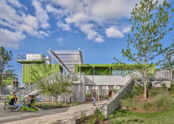 Futuristic Homes Revolutionizing Modern For Living