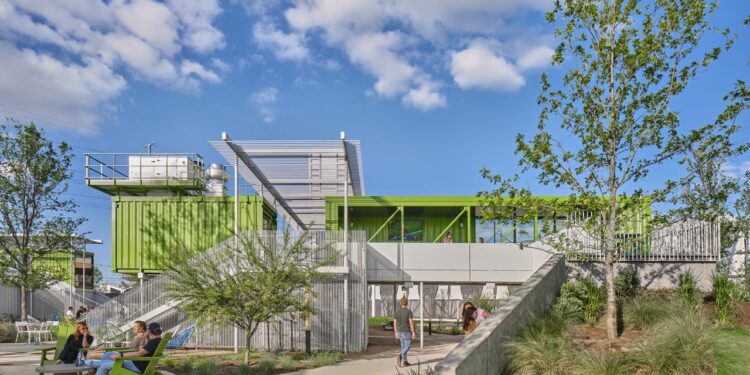 Futuristic Homes Revolutionizing Modern For Living