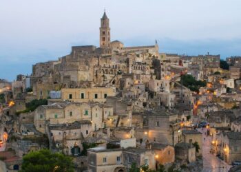 The truth about 1 euro houses in Italy: discover the hidden costs —  idealista/news