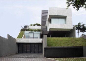 Minimalist Home Fence Design Simple Yet Charming